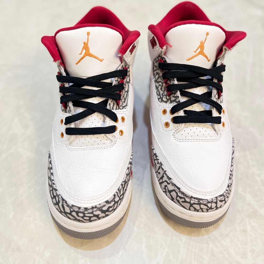 Air Jordans Retro 3 Sneakers